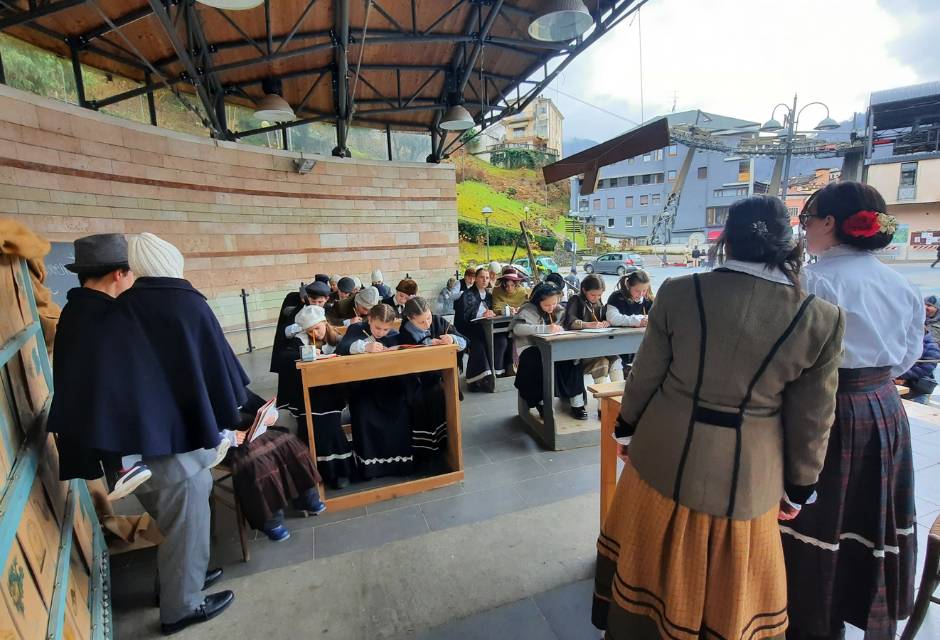 La Scola De Sti Ani